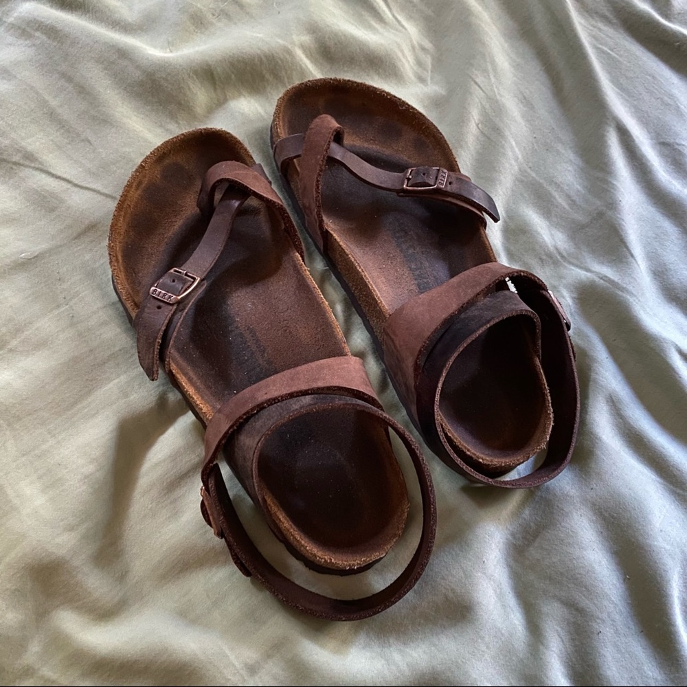 [SOLD] Birkenstock Yara Sandals